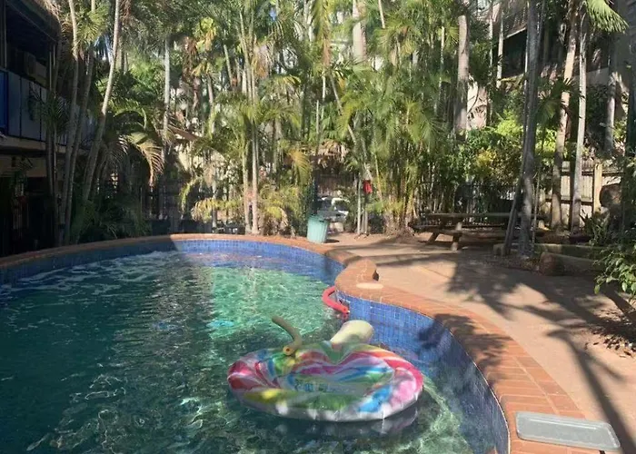 Frogs-Hollow Backpackers Darwin